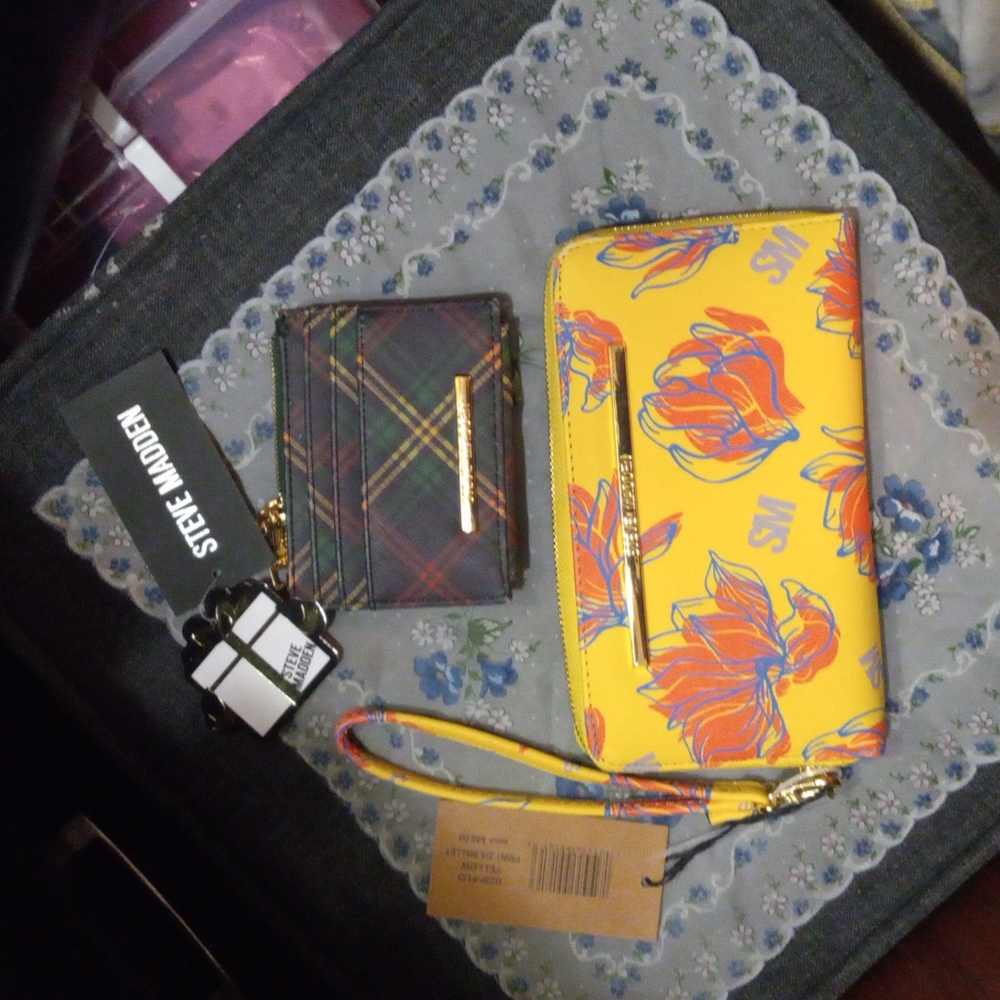 Steve Madden wallets